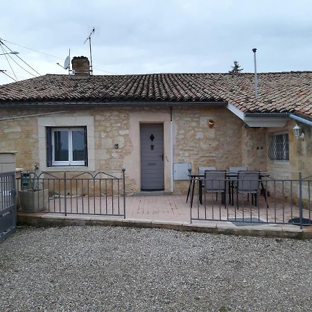 Gite Les Deux Meules Sainte-Colombe  Luaran gambar