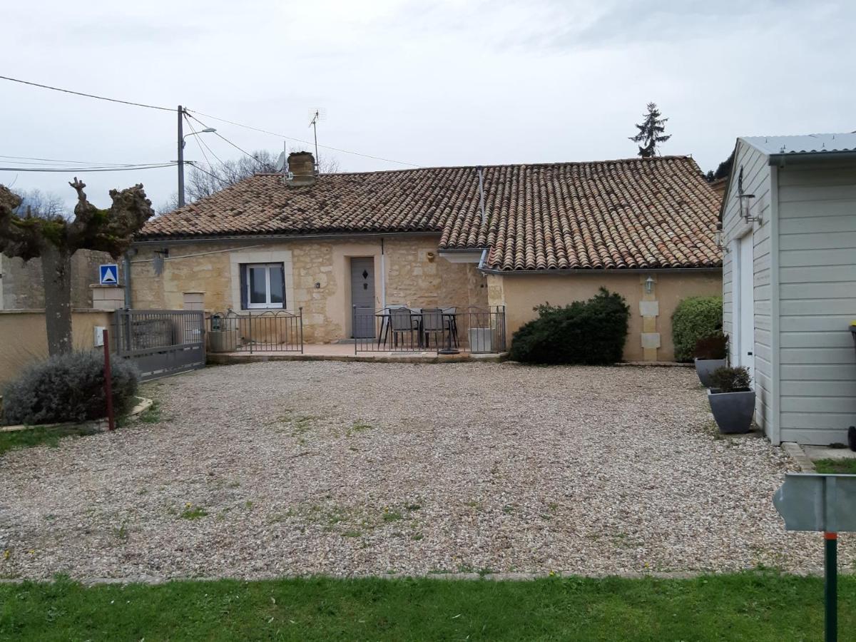 Gite Les Deux Meules Sainte-Colombe  Luaran gambar