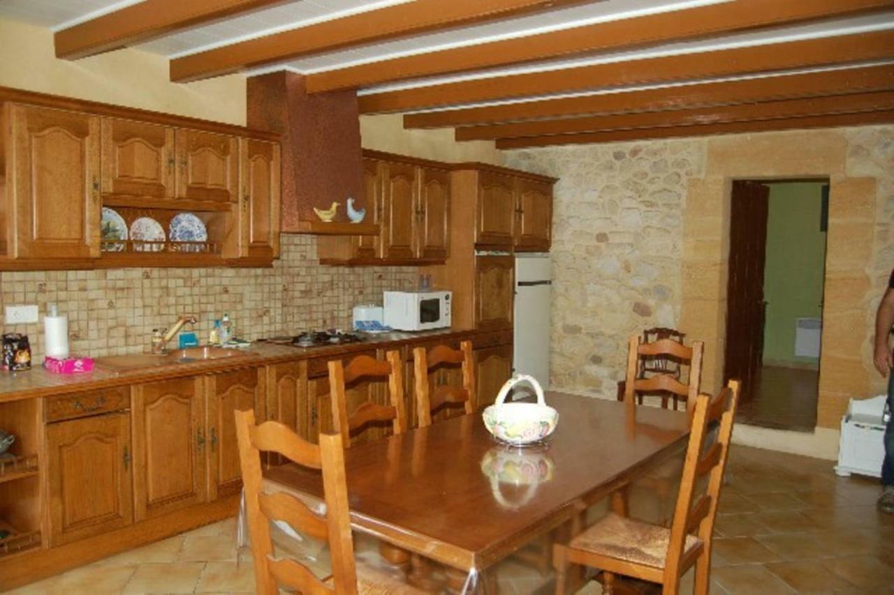 Gite Les Deux Meules Sainte-Colombe  Luaran gambar