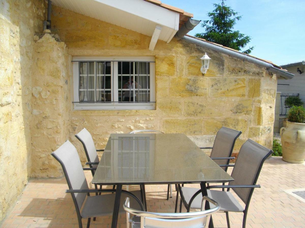 Gite Les Deux Meules Sainte-Colombe  Luaran gambar