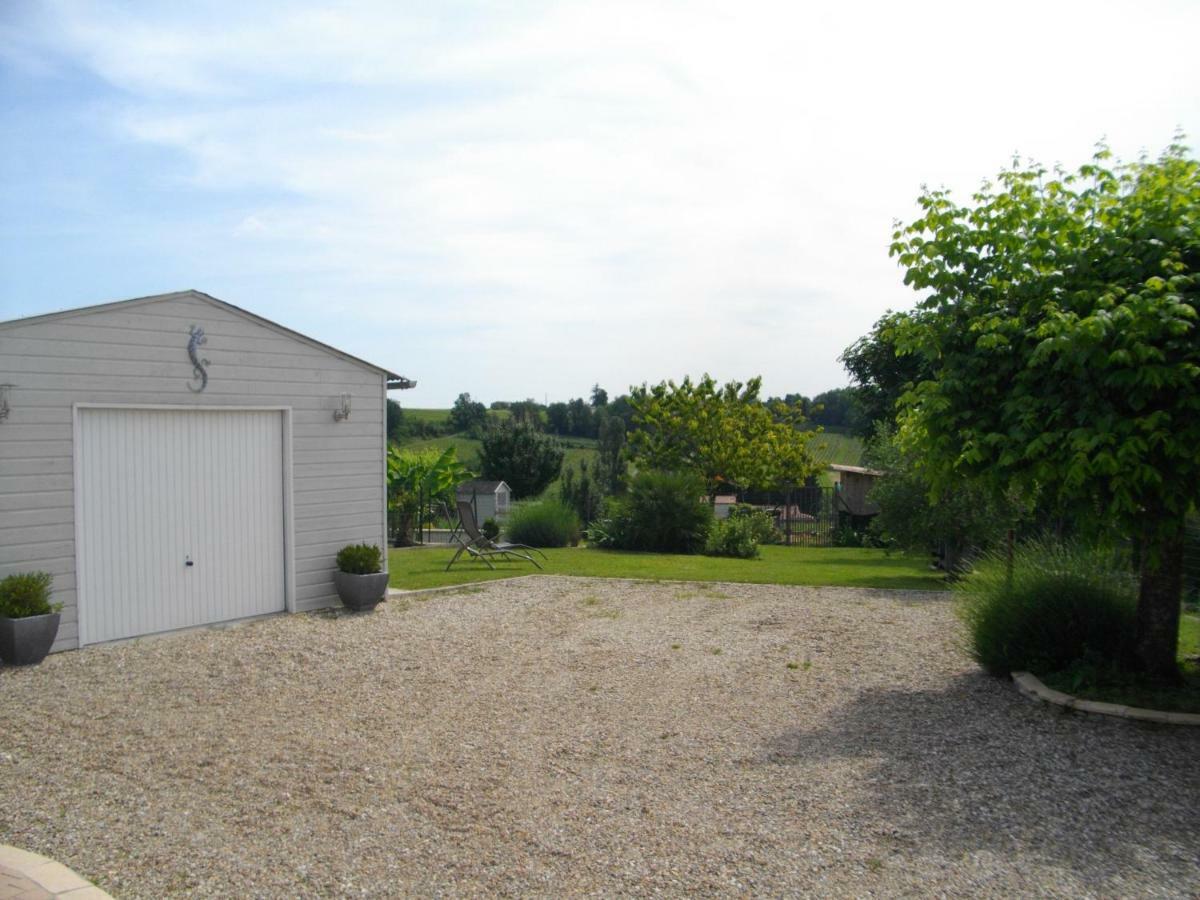 Gite Les Deux Meules Sainte-Colombe  Luaran gambar